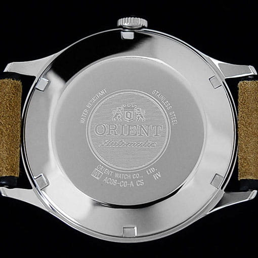 Orient Bambino Automatic FAC08003A0 - pełny, zakręcany dekiel z logiem marki