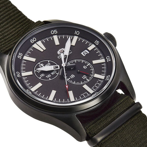 Orient Defender Automatic RA-AK0403N10B - szara tarcza z datownikiem i indykatorami