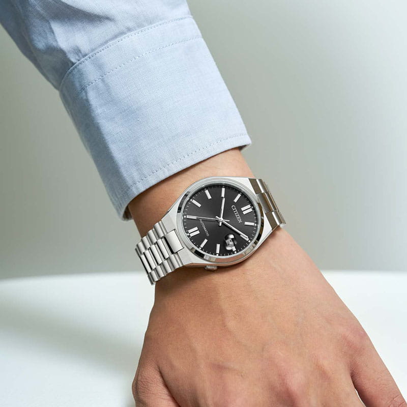 Citizen Mechanical NJ0150-81E na ręku