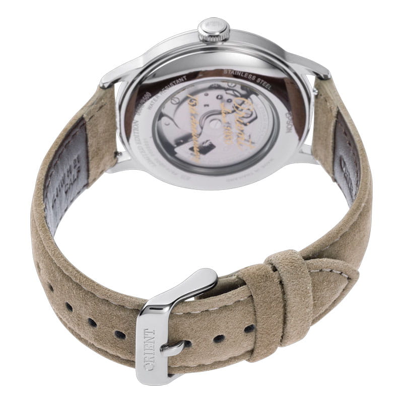 Orient Bambino Automatic 75th Anniversary Limited Edition RA-AC0027S30B - przeszklony dekiel z widocznym mechanizmem automatycznym
