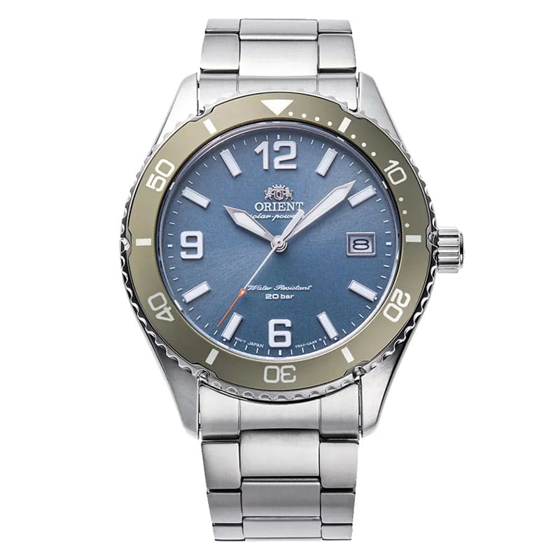 Orient Mako Solar RA-WJ0002L10B - zegarek solarny na stalowej bransolecie z niebieską tarczą i szafirowym szkłem