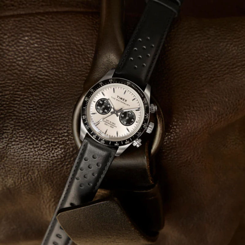 Timex Waterbury Heritage Chronograph TW2Y19300 – czarny bezel ze skalą tachymetryczną