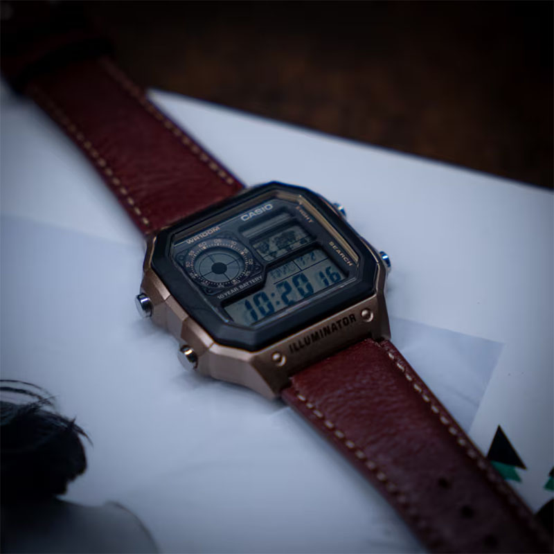 Casio Timeless AE-1200WHL-5A zegarek na stole