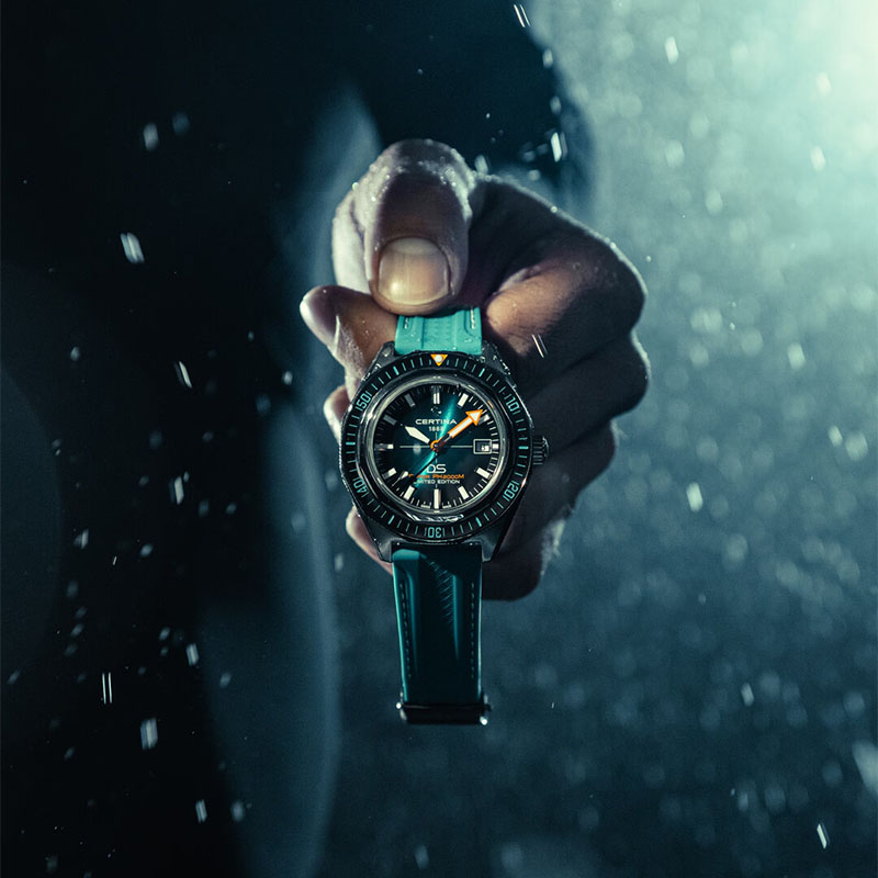 Certina DS Super PH2000M STC Limited Edition C050.607.44.041.10 w ręku
