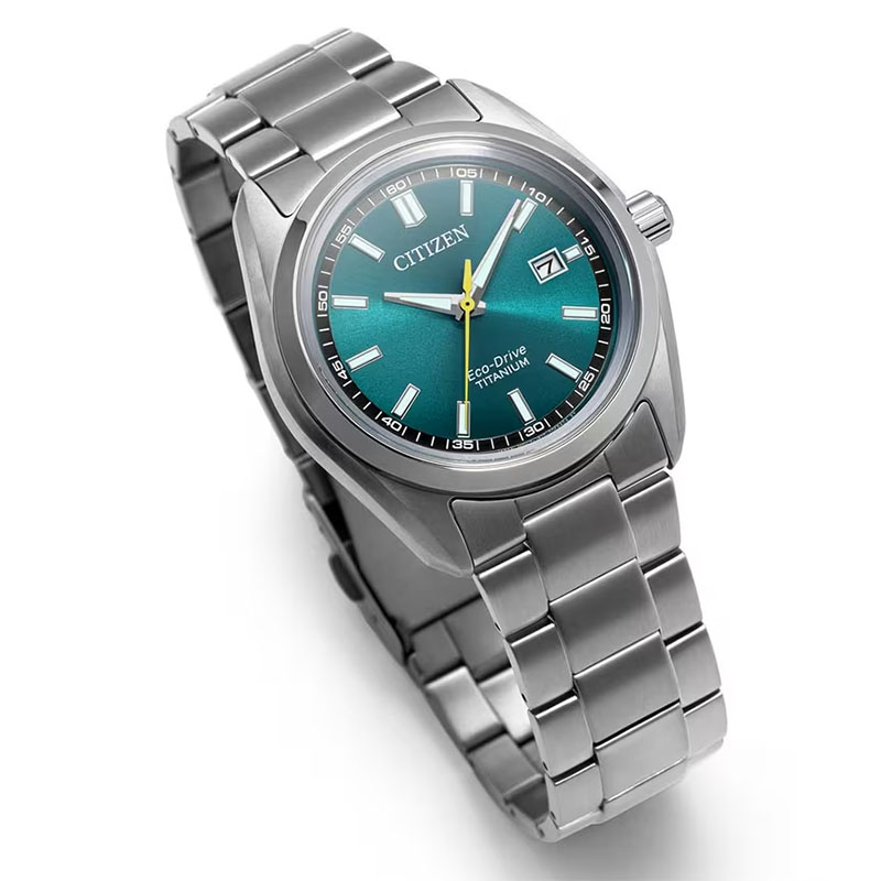 Citizen AW1900-50X – morska tarcza z datownikiem i indeksami