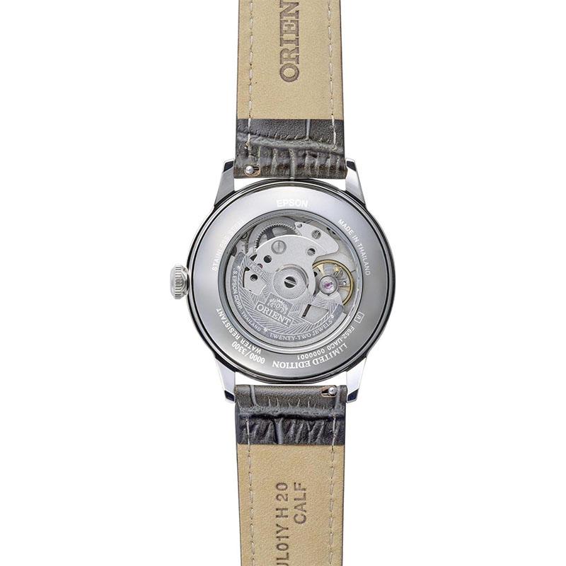 Orient Bambino Automatic Limited Edition RA-BB0006N30B - przeszklony dekiel z widocznym mechanizmem automatycznym