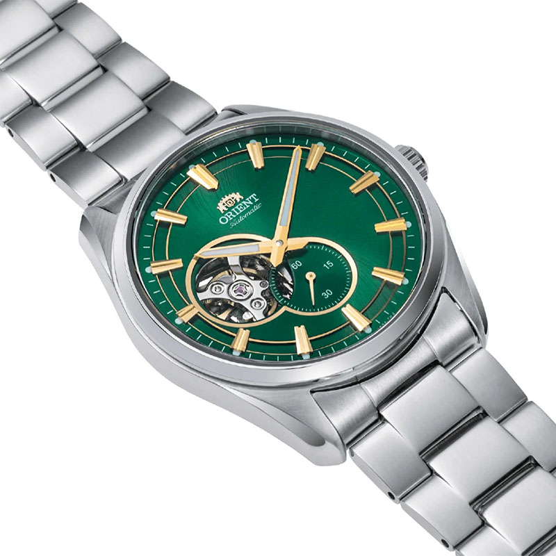 Orient Stretto Semi Skeleton RA-AR0008E10B - zielona tarcza z otworem, małym sekundnikiem oraz indeksami