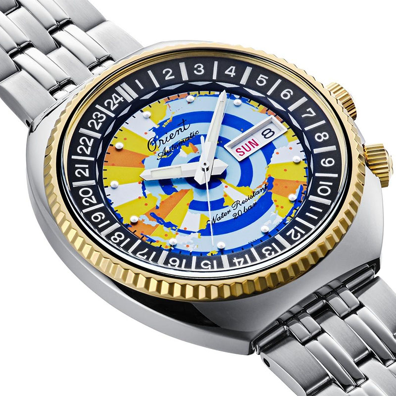 Orient World Map Limited Edition RA-AA0E08Y39B - kolorowa tarcza z indeksami, oknem datownika oraz indykatorem dnia tygodnia