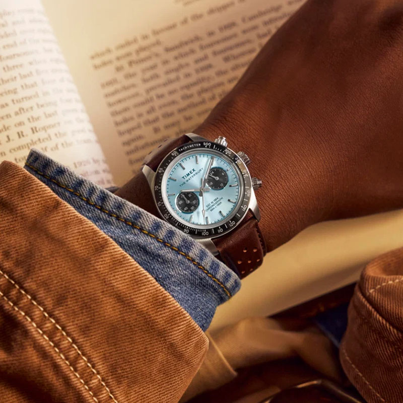 Timex Waterbury Heritage Chronograph TW2Y70600 – czarny bezel ze skalą tachymetryczną