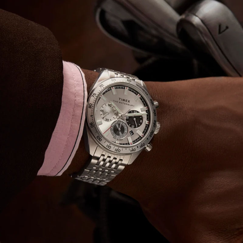 Timex Waterbury Traditional Chronograph TW2Y18700 – srebrny chronograf na nadgarstku