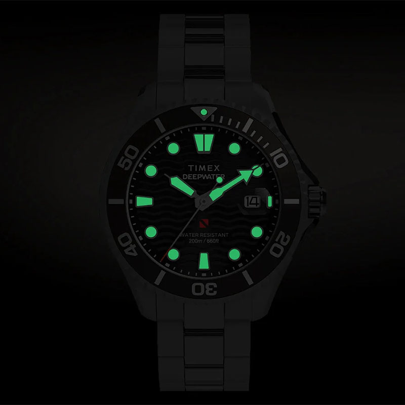 Timex Deepwater Meridian 200 TW2W81900 - świecąca powłoka luminescencyjna na wskazówkach i indeksach