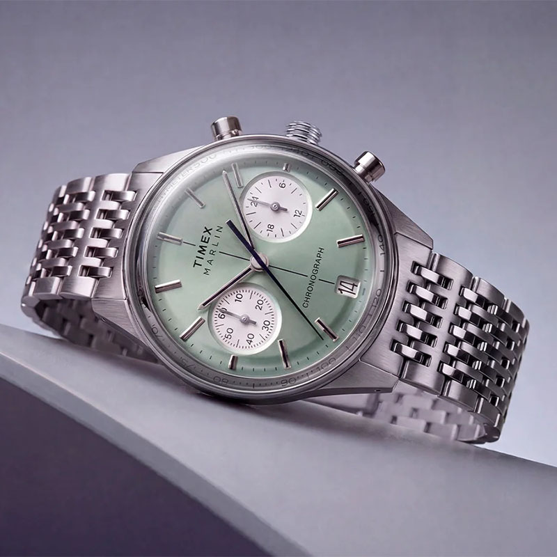 Timex Marlin Jet Chronograph TW2Y89800 - szałwiowozielony, wklęsły cyferblat z dwoma małymi totalizatorami