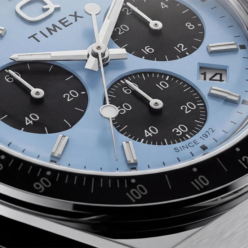 Timex Q Timex Chronograph TW2Y88600 - jasnoniebieska tarcza z czarnymi totalizatorami