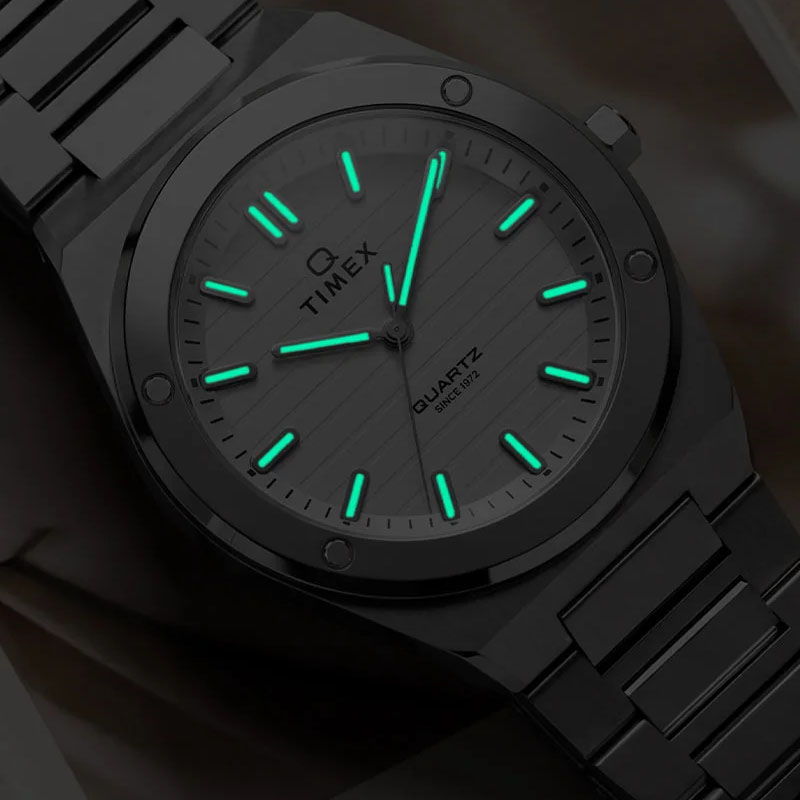 Timex Q Timex Marbella TW2Y81800 - powłoka luminescencyjna na wskazówkach i indeksach