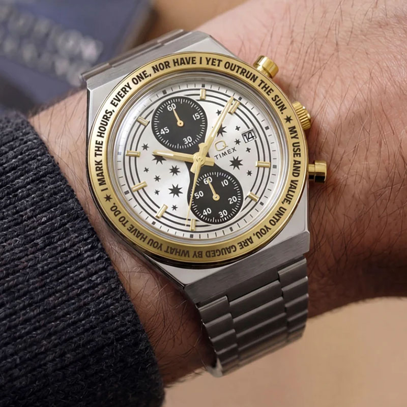 Timex Harry Potter x Q Timex Time Turner Chronograph TW2Y75900 - srebrna tarcza z czarnymi gwiazdami, totalizatorami oraz złotymi indeksami